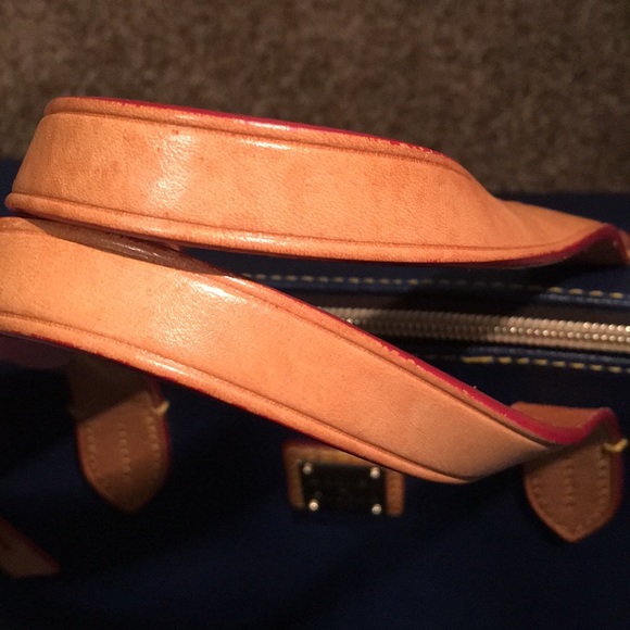 🌺SOLD🌺Dooney & Bourke Bag - Picture 5 of 6